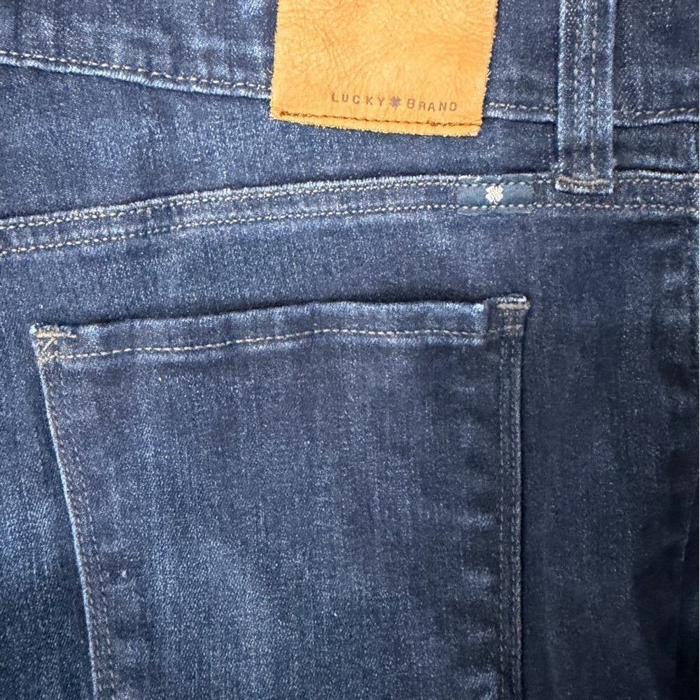 Lucky Brand Women's Deep Indigo Skinny Jeans Premium Denim Size 10 - Picture 7 of 10